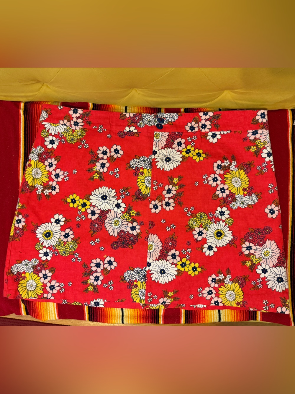 ModCloth - Vintage Inspired Floral Cotton Mini Skirt - 4XL.